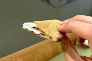 Khubz Azmar traditional bread, Al-Ahsa, Saudi Arabia